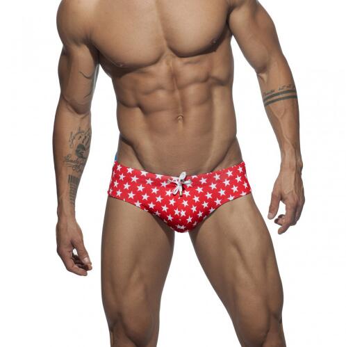Man's Low Rize Swimming Tight Push-up Pad Swim Trunks Sport Briefs Swimwear Low Waist Gay Beach